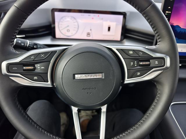 Certificated Used HAVAL H6 2024 Model 1.5T Automatic Two-Wheel Drive Ultra Edition