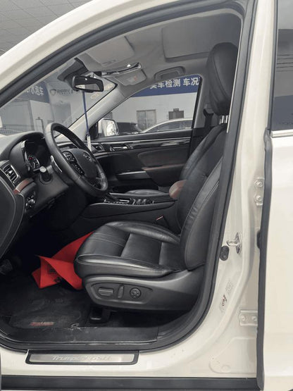 Certificated Used GAC Trumpchi GS8 2017 320T Two-Wheel Drive Luxury Intelligent Linkage Version 7-Seat