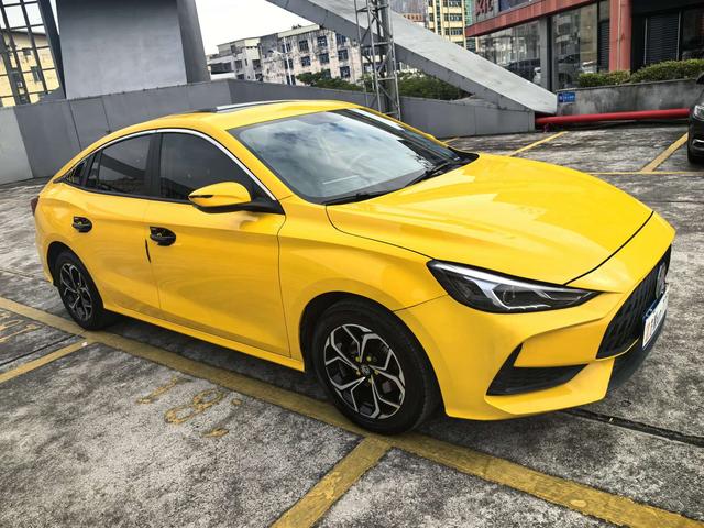 Certificated Used Roewe MG5 2022 180DVVT Manual Youth Fashion Edition