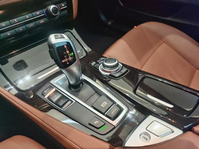 Certificated Used BMW 5 Series 2014 525Li Leading Type