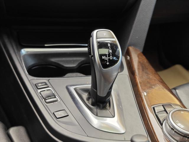 Certificated Used BMW 3 Series 2014 Model 320Li Luxury Design Package