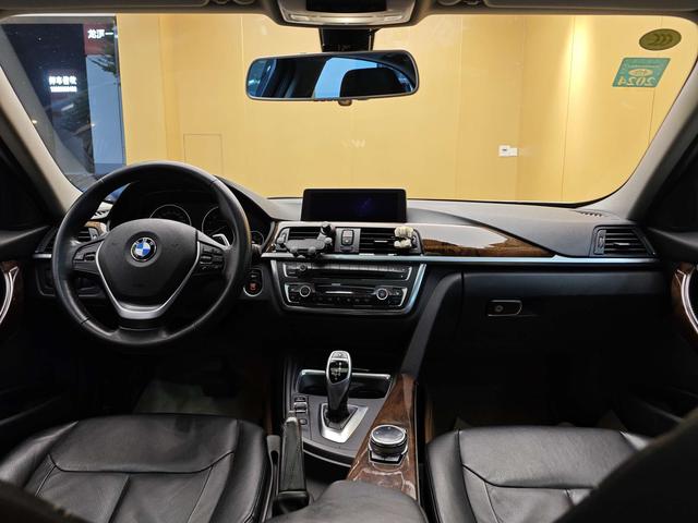 Certificated Used BMW 3 Series 2014 Model 320Li Luxury Design Package