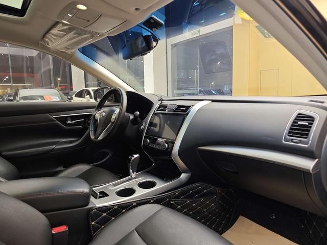 Dongfeng Nissan Teana 2018 2.0L XL Zhijin d'occasion certifiée