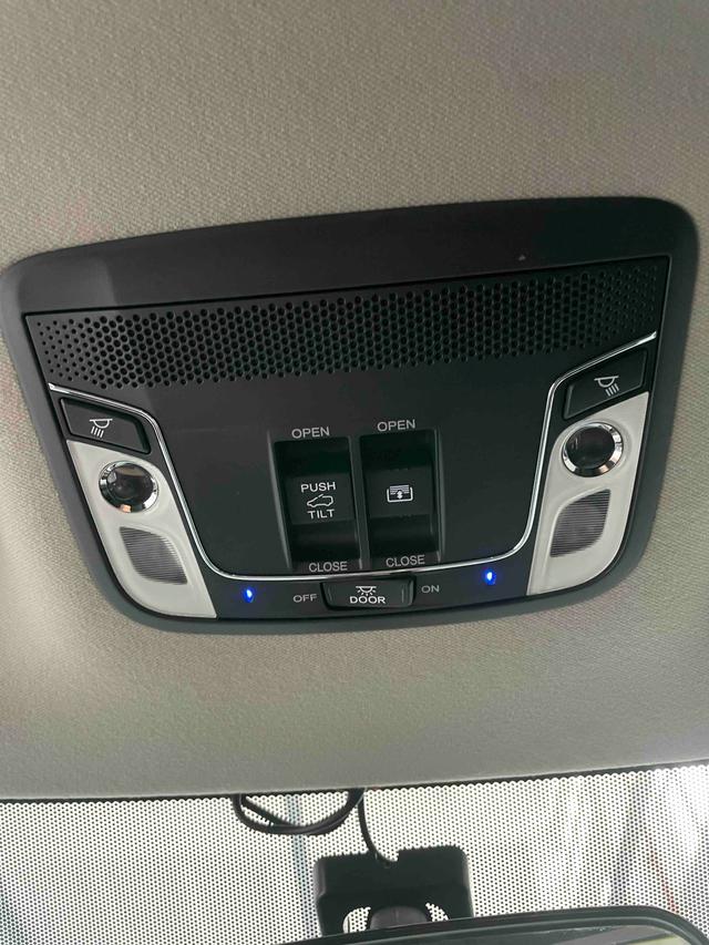 Certificated Used HR-V 2020 Model 1.5L CVT Luxury Version