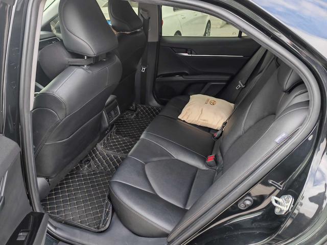 Certificated Used GAC Toyota Camry 2021 Model 2.0G Luxury Version