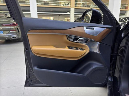 Certificated Used Volvo XC90 2015 T6 Zhi Zun Ban 7 Seats