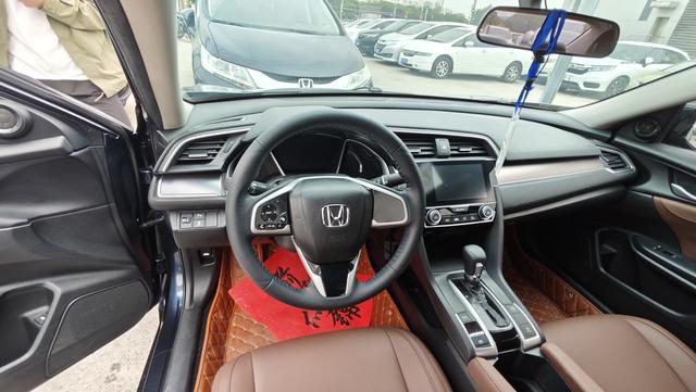 Certificated Used Dongfeng Honda Civic 2016 220Turbo CVT Premium