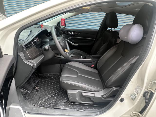 Certificated Used Dongfeng Nissan Venucia D60 2023 PLUS 1.6L XE CVT Chaoling Edition