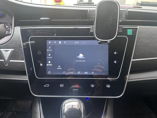 Certificated Used Dongfeng Nissan Venucia D60 2023 PLUS 1.6L XE CVT Chaoling Edition