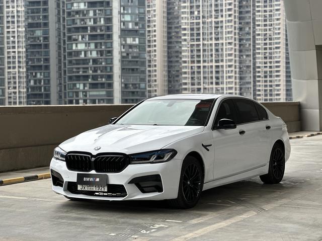 Certificated Used BMW 5 Series 2014 Model 525Li Luxury Design Package