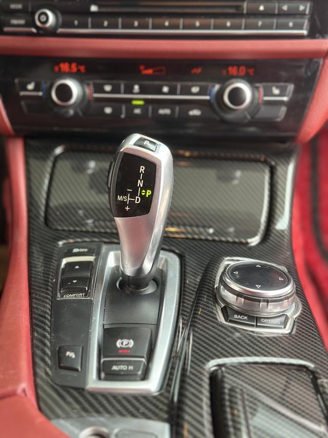 BMW Série 5 d'occasion certifiée, modèle 2014, 525Li, pack design luxe