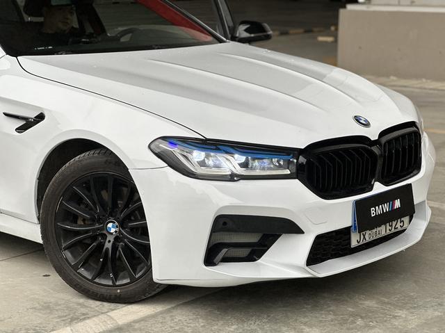 BMW Série 5 d'occasion certifiée, modèle 2014, 525Li, pack design luxe