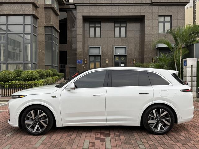 Certificated Pre-Owned Li Auto L7 2023 Pro Edition -u20589917