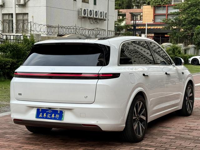 Certificated Pre-Owned Li Auto L7 2023 Pro Edition -u20589917