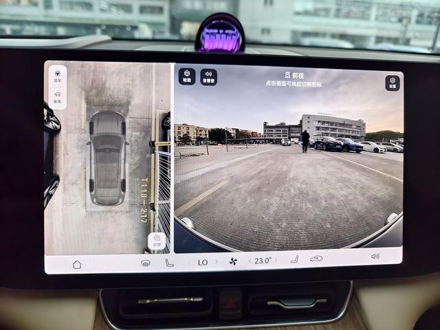 Certificated Pre-Owned Wenjie M8 2025 Extended Range Max Six-Seater Version -u21874263