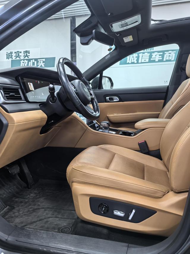 Certificated Pre-Owned Li Auto ONE 2021 Extended Range 6-Seater Edition -u21552936