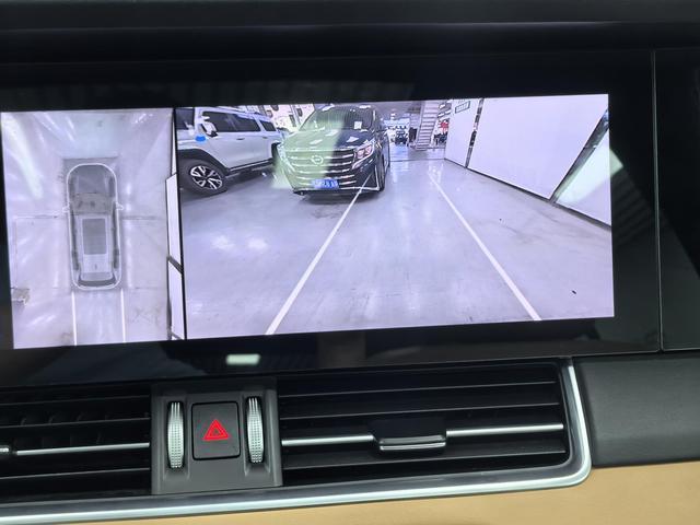 Certificated Pre-Owned Li Auto ONE 2021 Extended Range 6-Seater Edition -u21552936