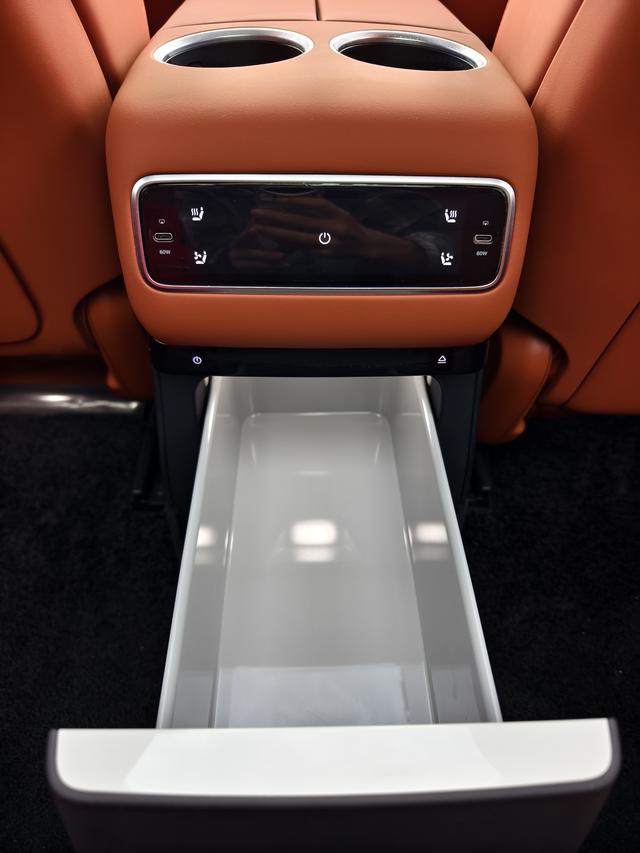 Certificated Pre-Owned Li Auto L9 2024 Pro Edition -u22034961