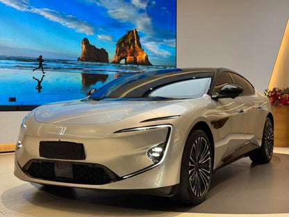 Certificated Pre-Owned AVATR 12 2025 Max Rear-Wheel Drive Extended-Range Version -u22068530