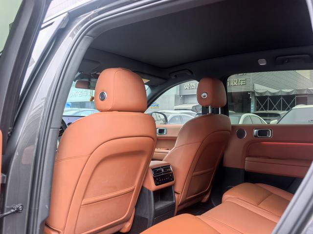 Certificated Pre-Owned Li Auto L6 2024 Pro Edition -u21629448