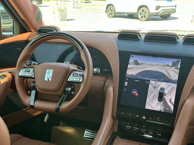 Certificated Pre-Owned Yangwang U8 2023 Luxury Edition -u22079648