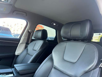 Certificated Pre-Owned Wenjie M5 2022 Extended-Range Four-Wheel Drive Performance Edition -u21714917