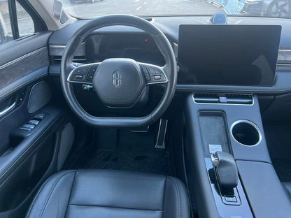 Certificated Pre-Owned Wenjie M5 2022 Extended-Range Four-Wheel Drive Performance Edition -u21714917