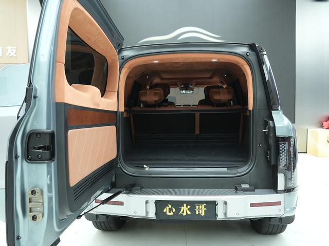 Certificated Pre-Owned Yangwang U8 2023 Luxury Edition -u22011717