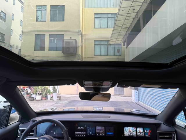 Certificated Pre-Owned Li Auto ONE 2021 Extended-Range 6-Seater Edition -u22076066