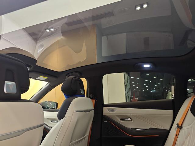 Certificated Pre-Owned Deepal SL03 2024 200 Max 2nd Anniversary Black Gold Knight Edition -u22076073