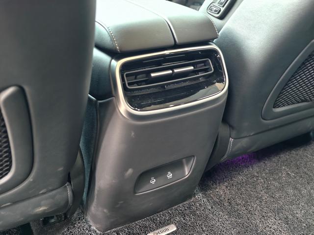 Certificated Pre-Owned Wenjie M5 2022 Extended-Range Four-Wheel Drive Ultimate Edition -u22008648