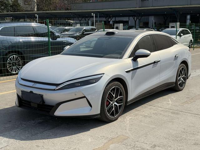 Certificated Pre-Owned BYD Han L EV 2025 601KM AWD Lidar Flagship Edition -u22595339