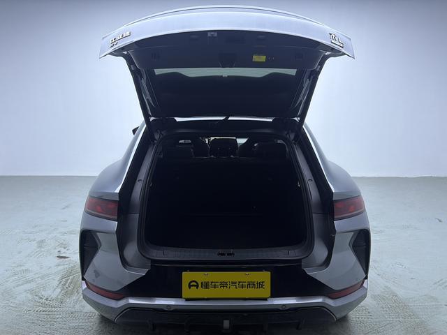 Certificated Pre-Owned BYD Song L EV 2025 Intelligent Driving Version 662KM Lidar Excellence Model -u23770283