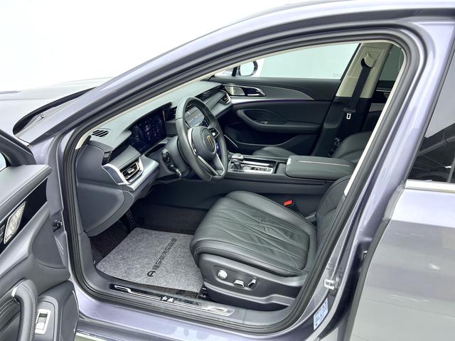 Certificated Pre-Owned Hongqi H5 2023 2.0T Automatic Intelligent Connected Flag Leader Edition -u23520909