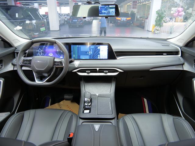 Certificated Pre-Owned Dongfeng Nissan Venucia Grand V 2022 260T Idol Edition -u23336721