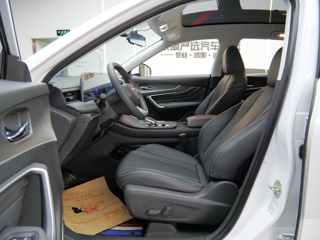 Certificated Pre-Owned Dongfeng Nissan Venucia Grand V 2022 260T Idol Edition -u23336721