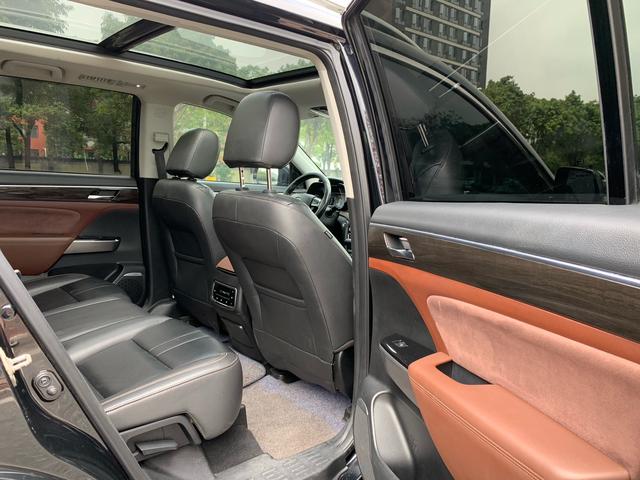 Certificated Pre-Owned GAC Trumpchi GS8 2017 320T Two-Wheel Drive Luxury Smart Connect Edition 7-Seater -u23881115