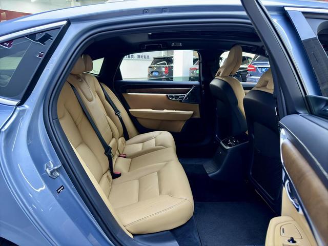 Certificated Pre-Owned Volvo S90 PHEV 2019 T8 E-Drive Hybrid Inscription Edition, China V Emission Standard -u23647883