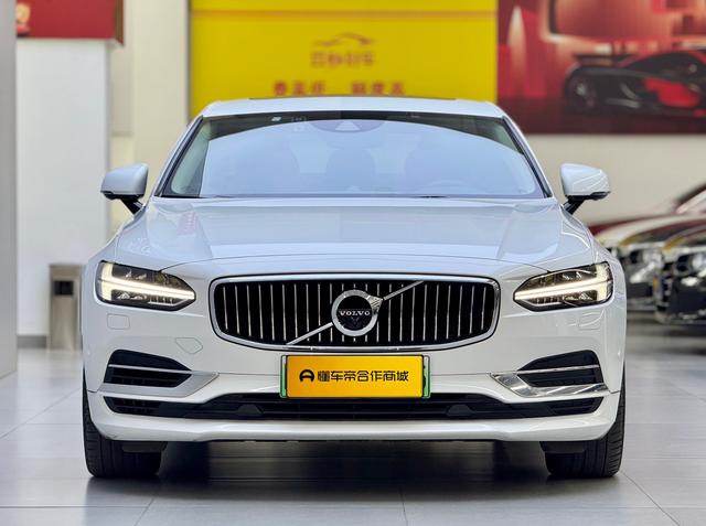 Certificated Pre-Owned Volvo S90 PHEV 2019 T8 E-Drive Hybrid Inscription China V -u23643933