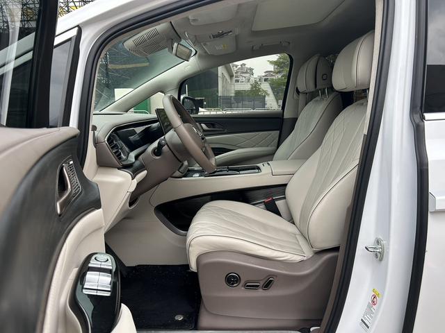 Certificated Pre-Owned Denza D9 DM 2022 970 4WD Flagship Model -u23410931