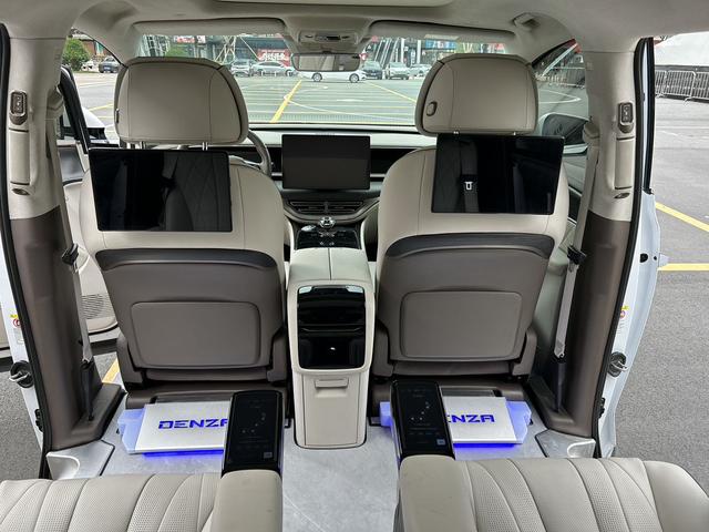 Certificated Pre-Owned Denza D9 DM 2022 970 4WD Flagship Model -u23410931