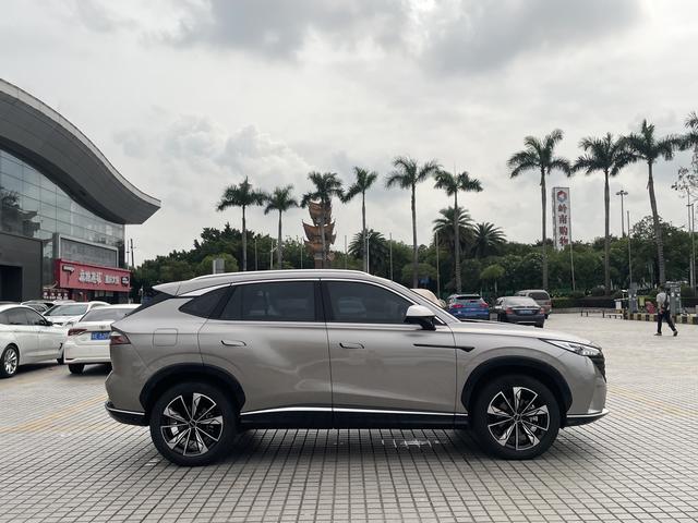 Certificated Pre-Owned Roewe eRX5 2023 Ultra Hybrid Superior Edition -u23492038
