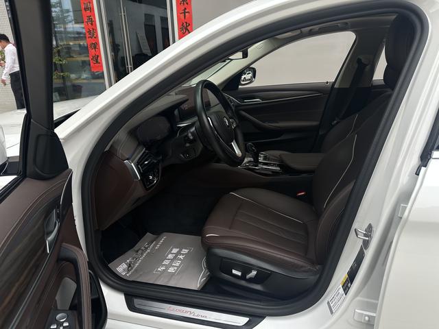 Certificated Pre-Owned BMW 5 Series PHEV 2022 Refreshed 535Le Luxury Package -u23903327
