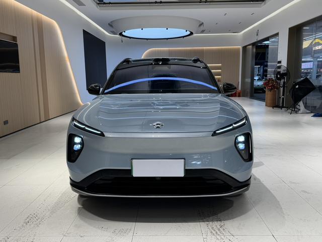 Certificated Pre-Owned NIO ES6 2024 75kWh -u23903923