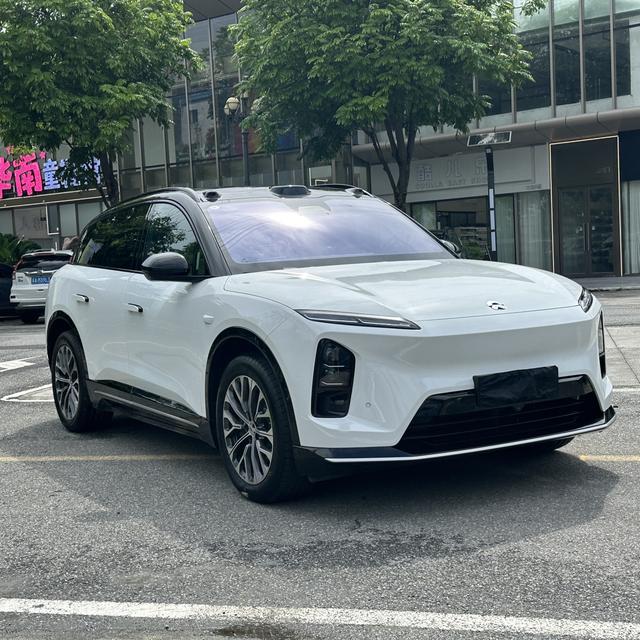 Certificated Pre-Owned NIO ES6 2025 75kWh -u23910807