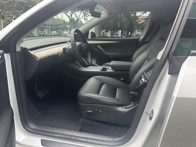 Certificated Pre-Owned Tesla Model Y 2021 Standard Range Rear-Wheel Drive Version -u23896299