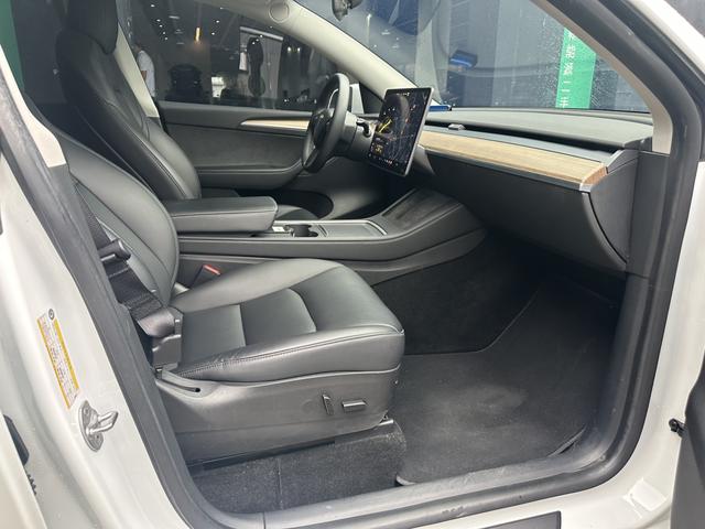 Certificated Pre-Owned Tesla Model Y 2021 Standard Range Rear-Wheel Drive Version -u23896299