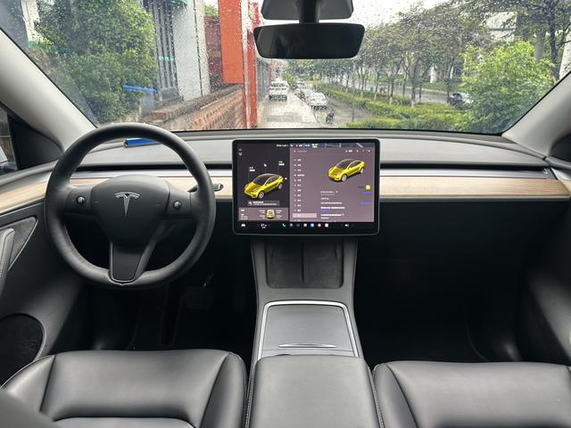 Certificated Pre-Owned Tesla Model Y 2021 Standard Range Rear-Wheel Drive Version -u23896299