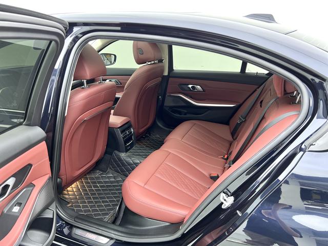 Certificated Pre-Owned BMW i3 2025 eDrive35L -u23574965