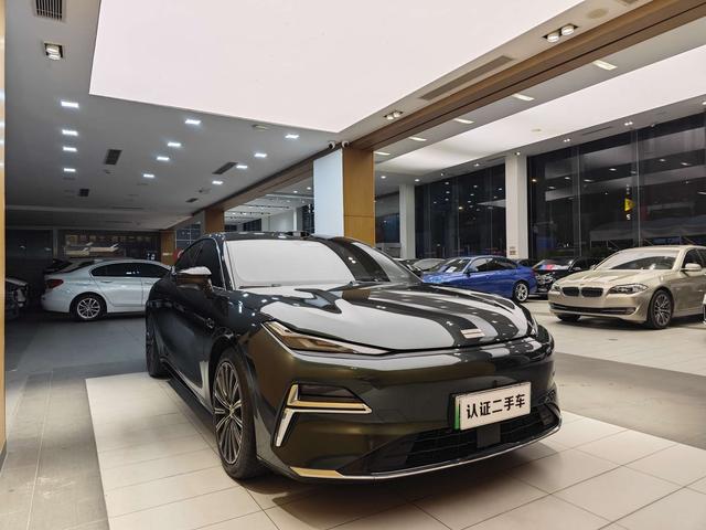 Certificated Pre-Owned Geely Galaxy Xingyao 8 PHEV 2025 Edition 130km EM-P Starship Version -u23976391